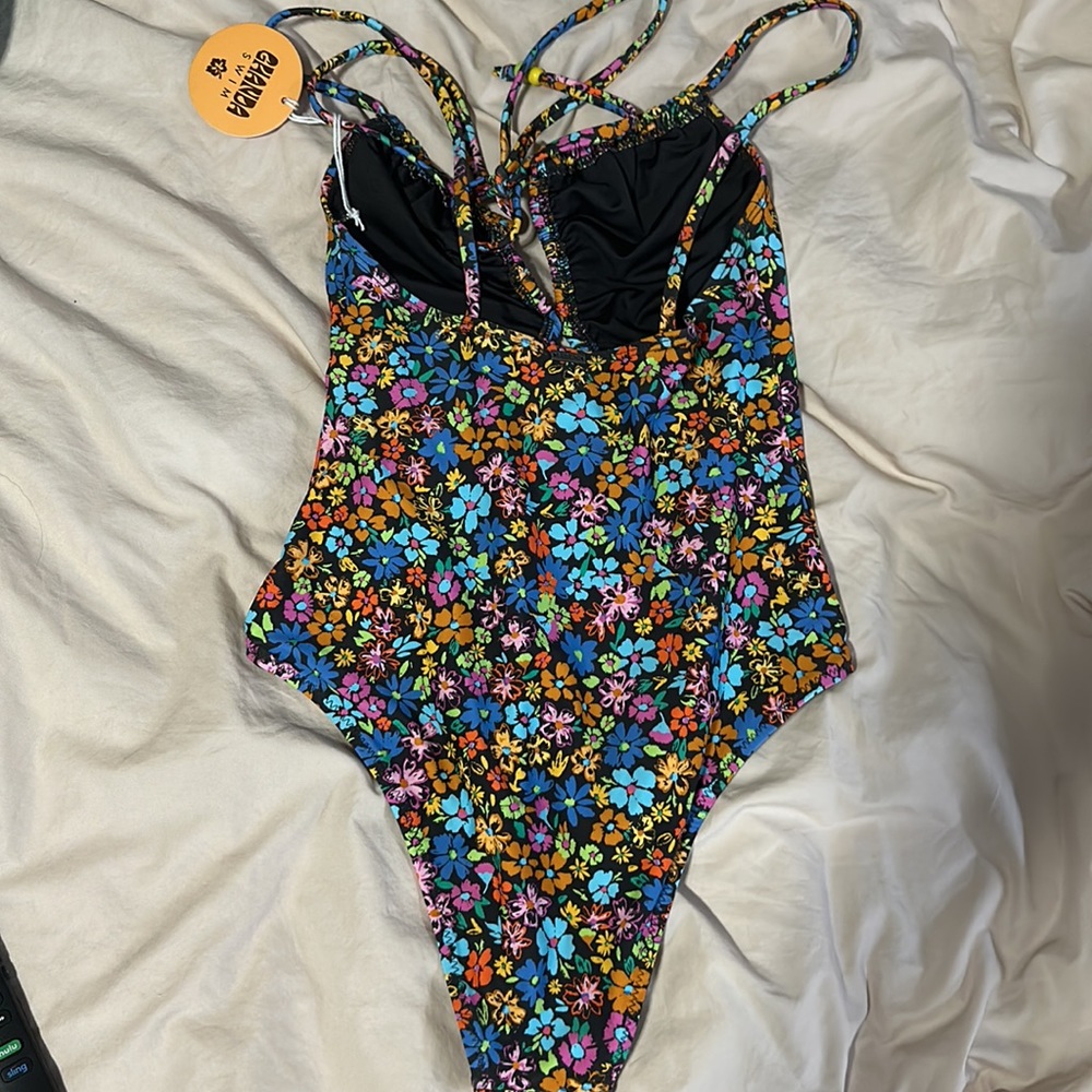 Ghanda ditsy floral one piece with beads size 8 - Picture 3 of 4